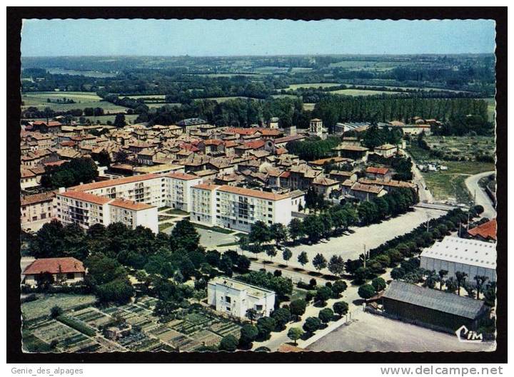 69 Rhône, CPSM 10x15, Belleville Sur Saône, HLM Du Champ De Foire, Dos Vierge, Bon état - Belleville Sur Saone