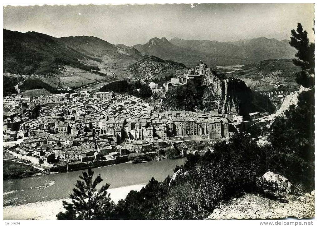 SISTERON Ville Sur Les Bords Durance Le Buech (1946 Michallet Successeur De A. Mollaret Timbres Corse) - Sisteron