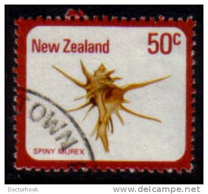 NEW ZEALAND   Scott: # 677   F-VF USED - Usados