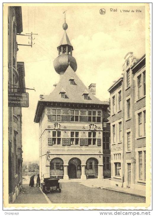 VISÉ-L'hôtel De Ville (AUTO Met Nummerplaat 37352 In Straatbeeld) - Visé