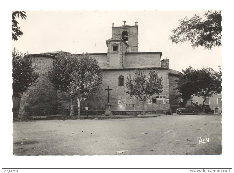 La Tour D'Aigues   -   Place De L'Eglise - La Tour D'Aigues