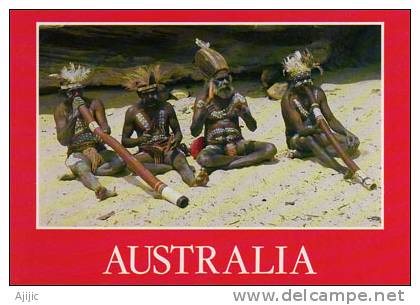 Australie. Aboriginal Corroboree Avec Didgeridoos . Une C-p Neuve - Aborigines