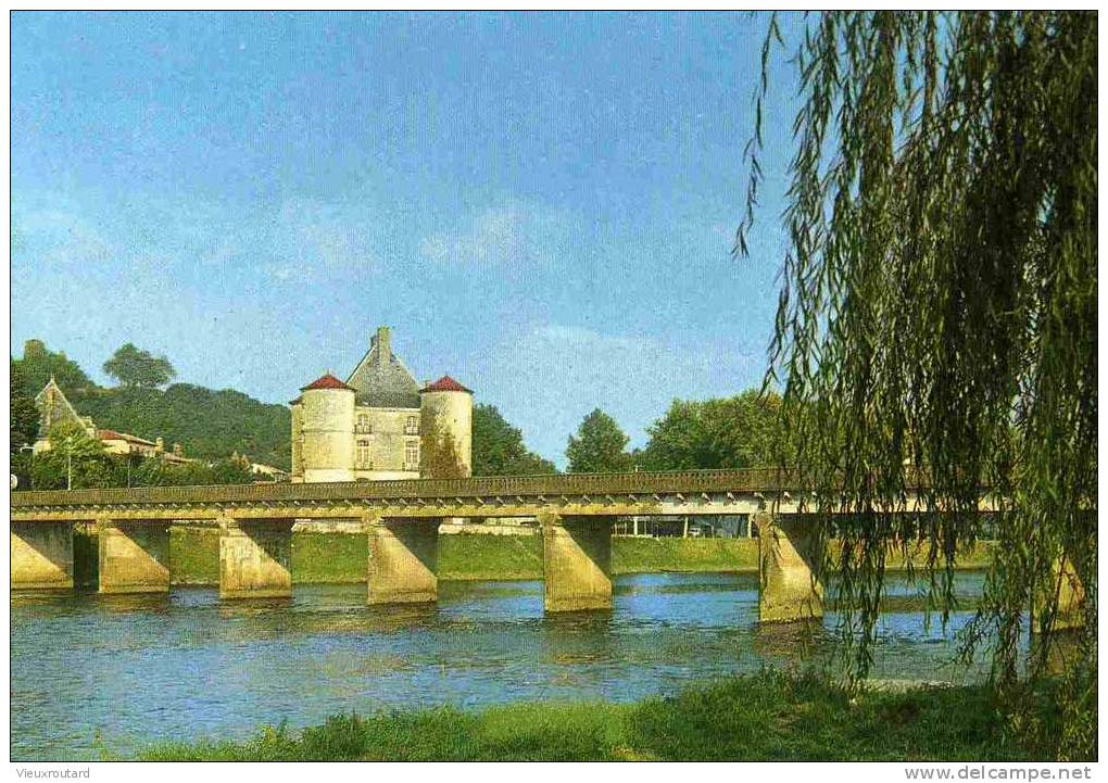 CPSM.PEYREHORADE. LE CHATEAU DE MONTREAL 16 EME . LE PONT SUR LES GAVES REUNIS. N° A0456 - Peyrehorade