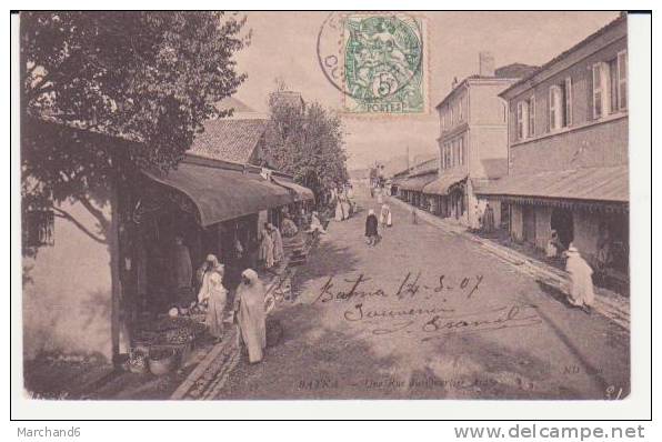 ALGERIE . BATNA . UNE RUE DU QUARTIER ARABE - Batna