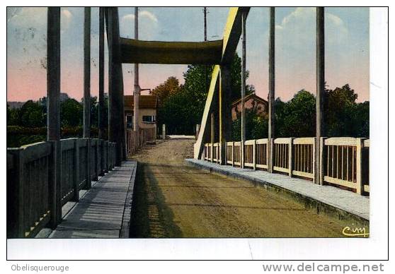 78 VAUX SUR SEINE LE PONT ENTREE DE L ILE EN 1942 TIMBRE PETAIN - Vaux De Cernay