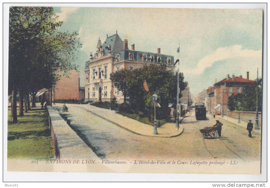 Villeurbanne - L´Hotel De Ville Et Le Cours Lafayette Prolongé En 1908 - LL N° 203 . - Villeurbanne