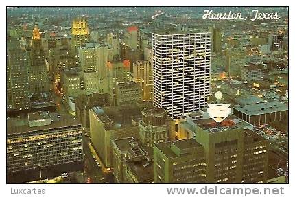 HOUSTON. TEXAS. SKYLINE LIGHTS.... - Houston