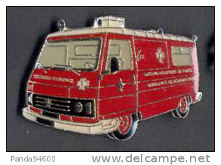 Ambulance Réanimation Peugeot J7 Pompiers BSPP (Badges Impact) - Pompiers