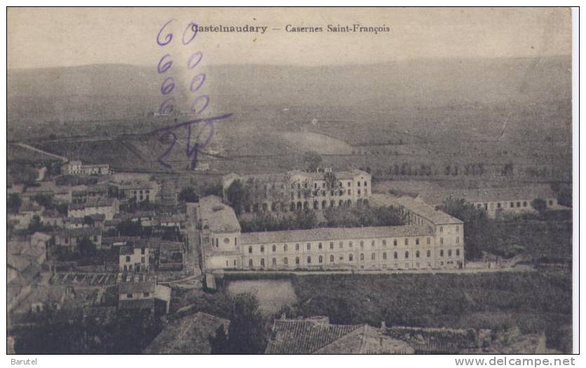 CASTELNAUDARY - Casernes Saint-François - Castelnaudary