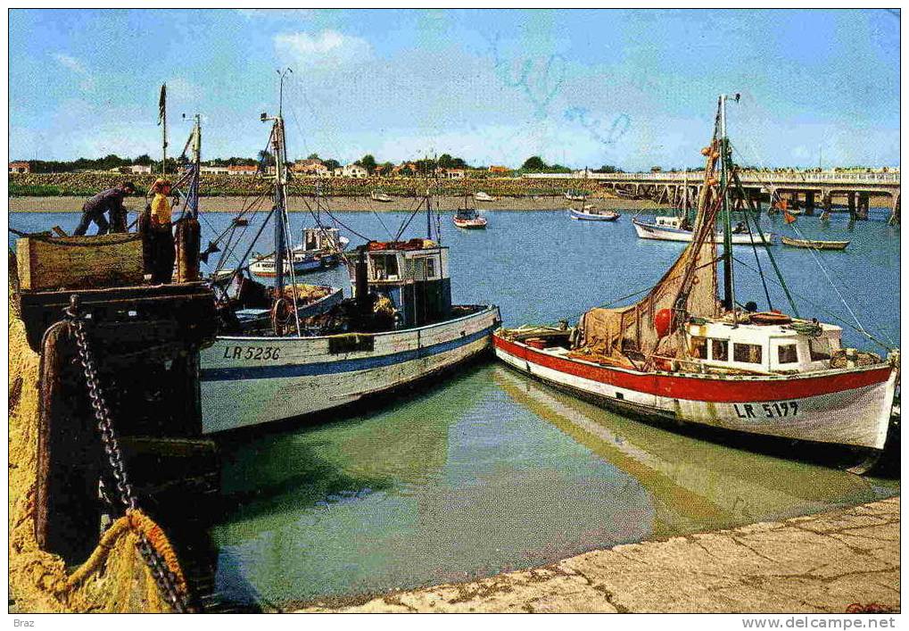 CPSM L'aiguillon La Faute Sur Mer - Fontenay Le Comte