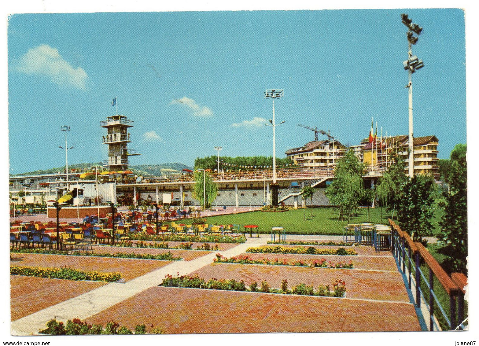 CPM 1975  ITALIE   ABRUZZO    PESCARA  PISCINA "LE NAIADI" - Pescara