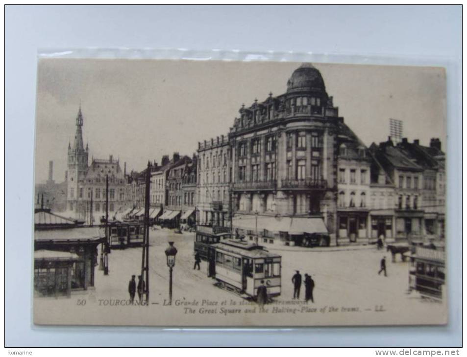 TOURCOING - LA GRANDE PLACE ET LA STATION DE TRAMWAYS - Tourcoing