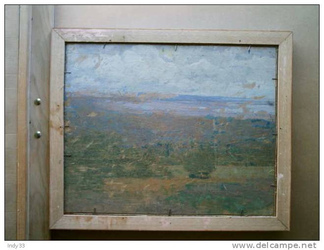 - ROCHERS SUR LA CÔTE . HUILE SUR TOILE COLLEE SUR BOIS . SIGNEE ET ENCADREE . AU VERSO PAYSAGE GRATTE - Huiles