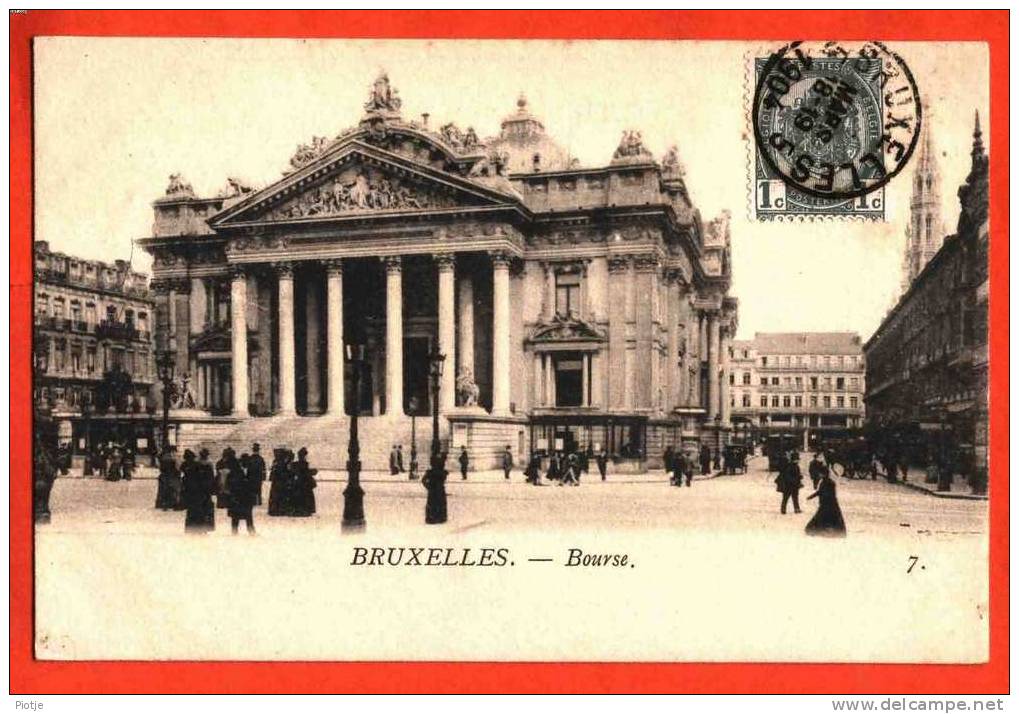 * Brussel - Bruxelles - Brussels * (nr 7) La Bourse, Beurs, Stock Exchange, Café, Brasserie, Taverne, Vieux Tram,tramway - Cafés, Hoteles, Restaurantes