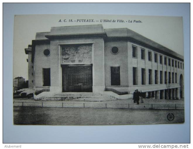 Puteaux , Hotel De Ville ,la Poste. - Puteaux