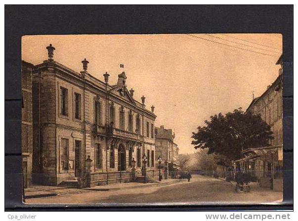 30 UZES Hotel De Ville, Mairie, Ed Cannellier, 1945 - Uzès