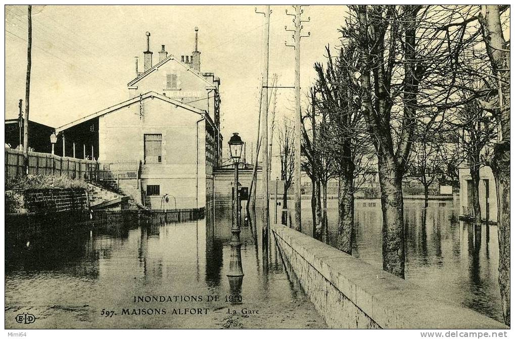 MAISONS ALFORT .  LA GARE . CRUE DE LA SEINE -JANVIER 1910. - Maisons Alfort