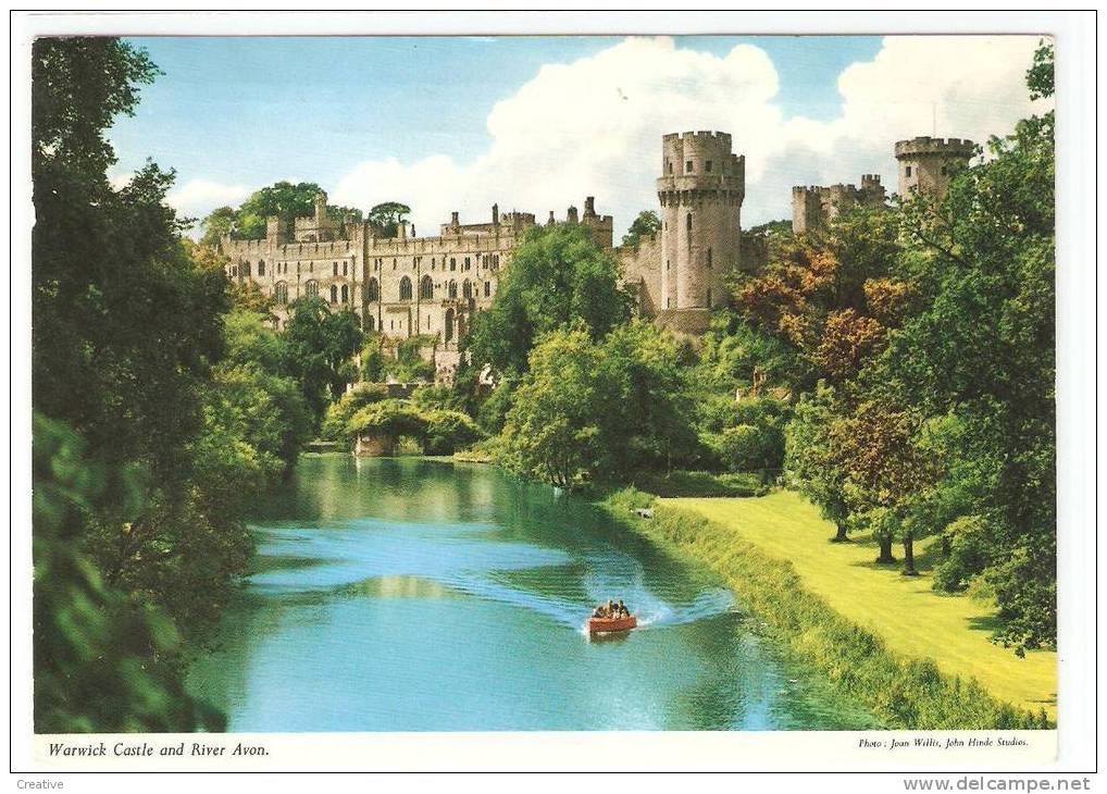 Warwick Castle And River Avon - Warwick