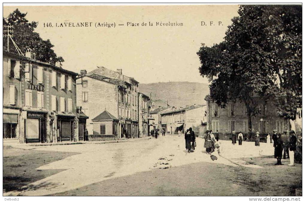 146 - Lavelanet - Place De La Révolution - Lavelanet