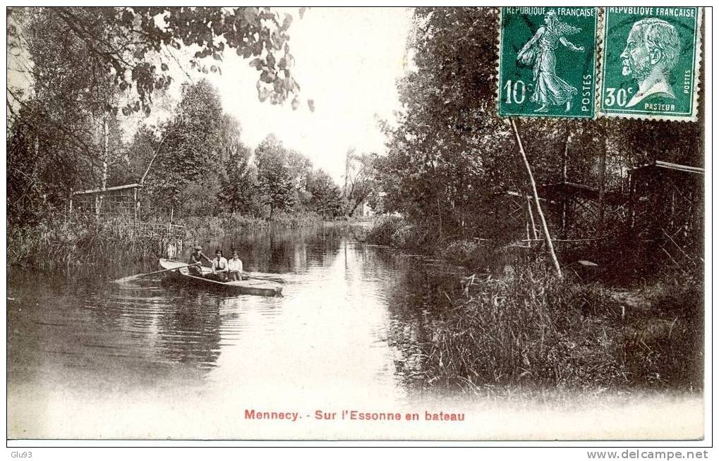 CP - Mennecy (91) - Sur L'Essonne En Bateau - Mennecy