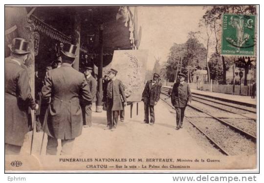 CHATOU - Sur La Voie - Funérailles Nationales De M.Berteaux - Ministre De La Guerre - Palme Des Cheminots - ELD - Chatou