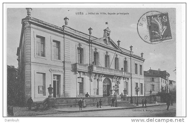 30 /FL/ UZES, Hotel De Ville, Façade Principale, ANIMEE, Coll E Malige - Uzès