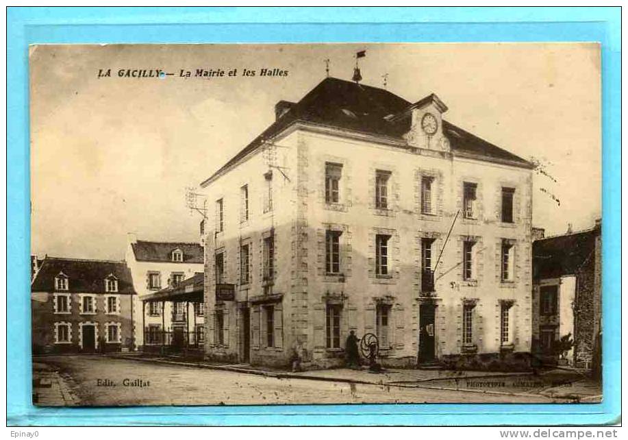 B - 56 - LA GACILLY - Mairie Et Halle - La Gacilly