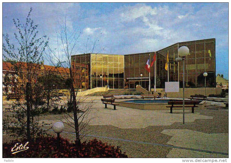 Carte Postale 59.  Coudekerque-Branche  La Mairie Trés Beau Plan - Coudekerque Branche