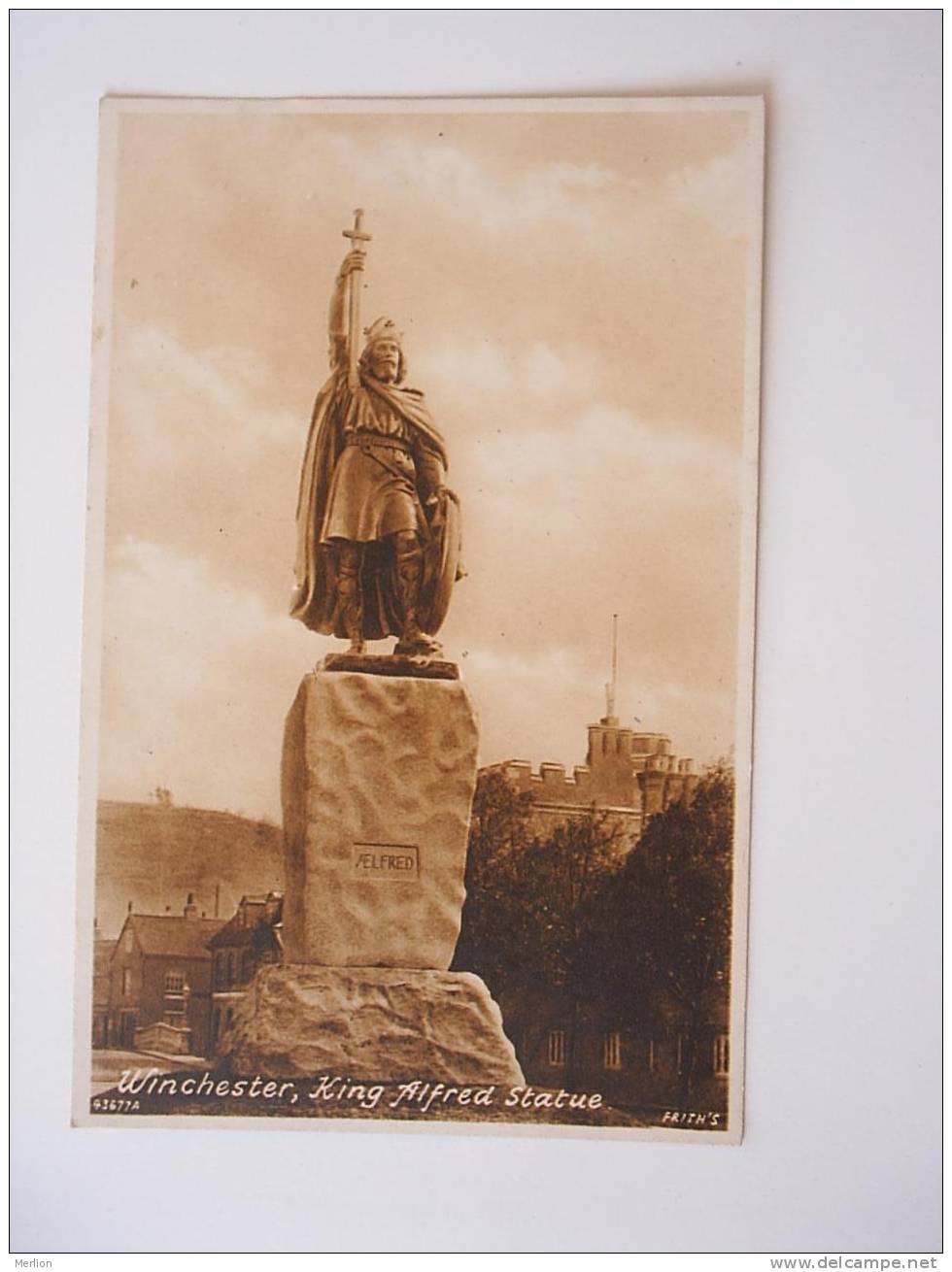 Winchester - King Alfred Statue   Cca 1940´s   -  VF   D31550 - Winchester