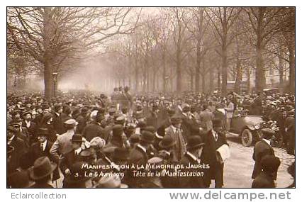 PARIS ..Manifestation A La Mémoire De Jaurès   6 Avril 1919 - Tour Eiffel