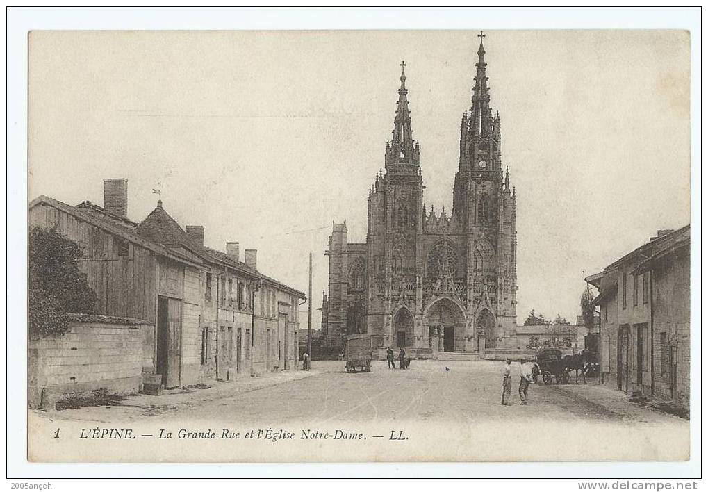 51 Dép.- 1  L'Epine.- La Grande Rue Et L'Eglise Notre-Dame.- LL. - L'Epine