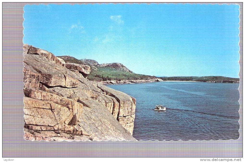 Lobster Boats, Otter Cliffs, Acadia Park, Maine - Visvangst