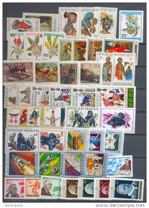 Rwanda Collection:   3 SCANS ** MNH   (zie Scan)  All Different  About 150 Stamps - Sammlungen