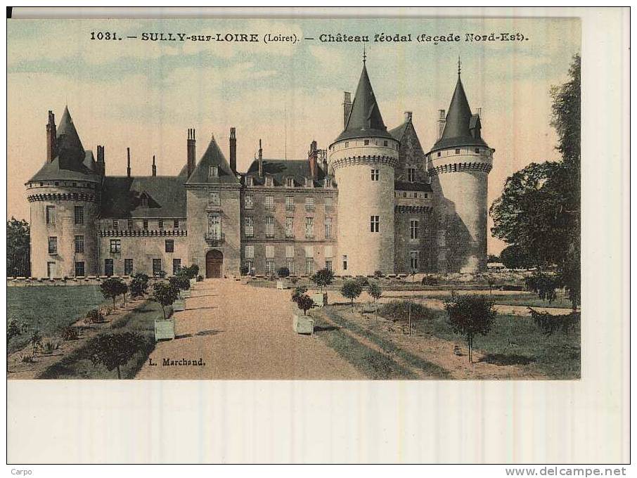 SULLY-SUR-LOIRE. - Chateau Féodal (façade Nord-est). - Sully Sur Loire