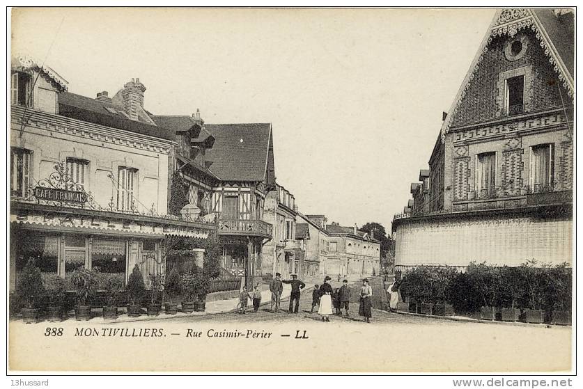 Carte Postale Ancienne Montivilliers - Rue Casimir Périer - Café Français, Bar - Montivilliers