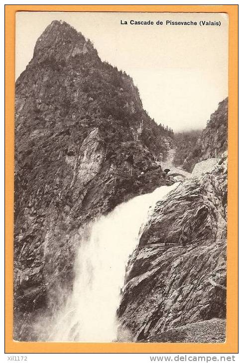 D132, Valais, Cpa, La Cascade De Pissevache Près Vernayaz. - Vernayaz