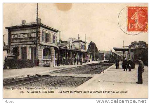 02 VILLERS COTTERETS La Gare Inférieure Avec Le Train Rapide Venant De Soissons - Villers Cotterets