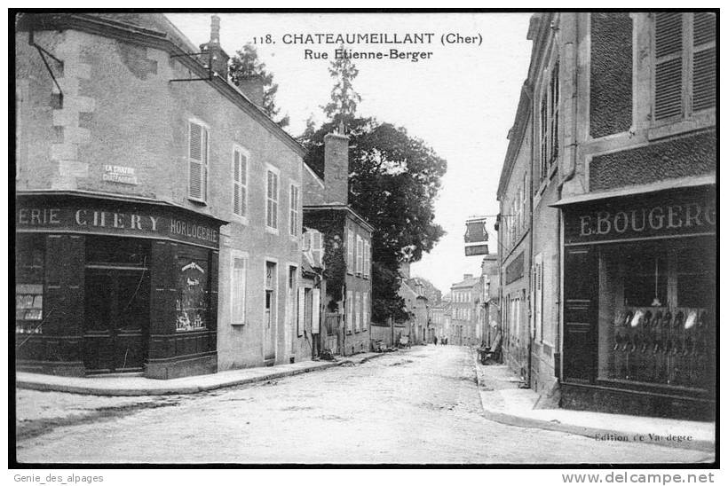 18 CHATEAUMEILLANT, Rue Etienne Berger, Boutiques, Bijouterie Horlogerie, Chaussures, Dos Div.vierge - Châteaumeillant