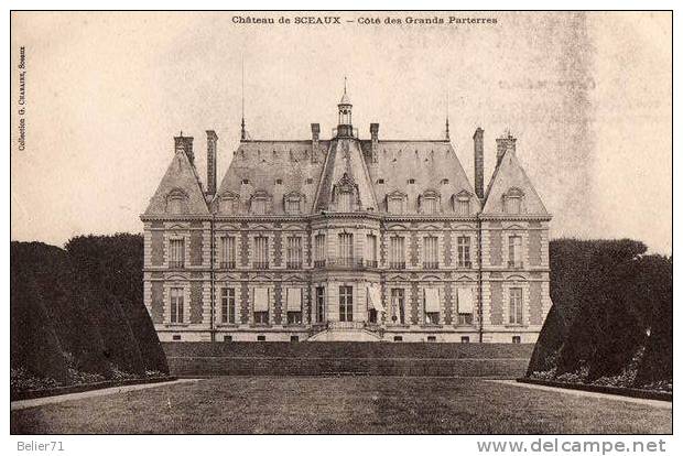 92 / Sceaux. Le Chateau. Coté Des Grands Parterres - Sceaux