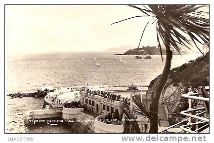 TINSIDE BATHING POOL AND DRAKE'S ISLAND . PLYMOUTH.  K 4981. - Plymouth