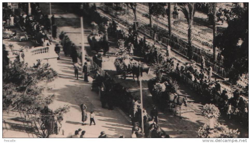 06 - CP NICE - LA FETE DES FLEURS - EDITIONS AZUR - CIRCULEE EN 1954 - ANIMATION - Marchés, Fêtes