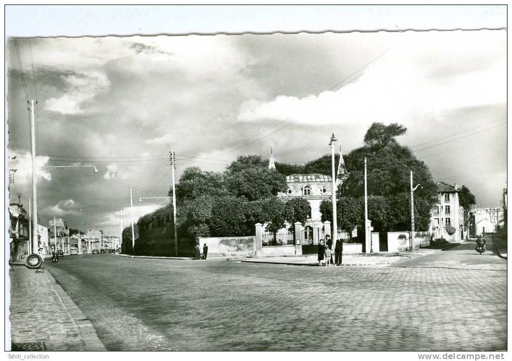 BONDY - Place Gambetta - Avenue Galliéni Et Rue J.Guesde - Bondy