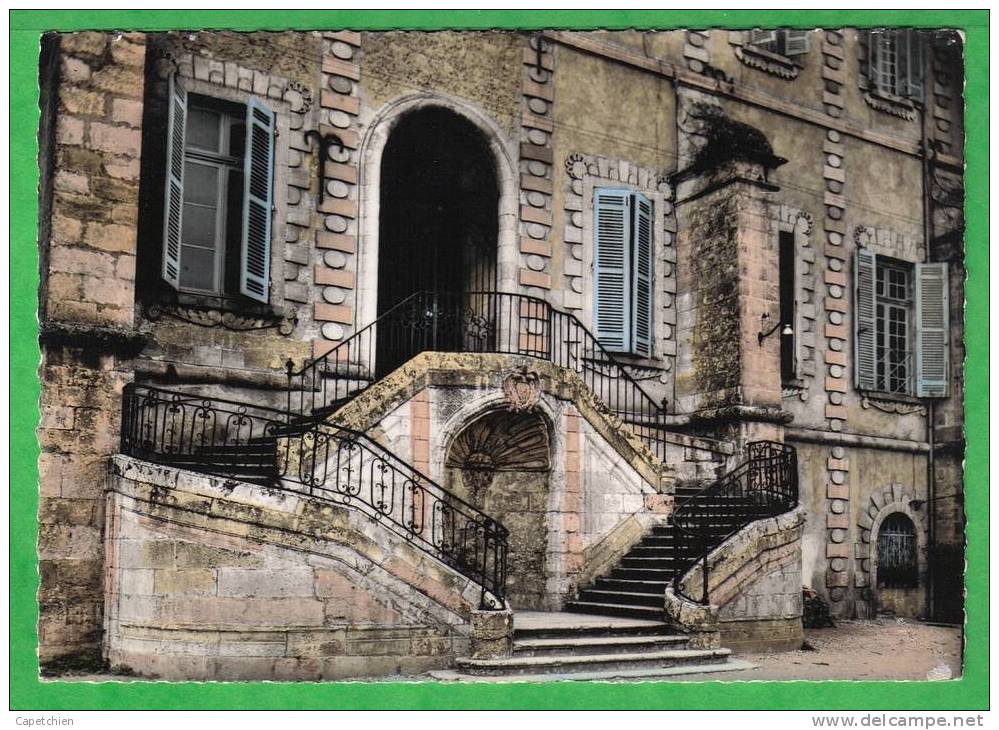 LA REOLE - ESCALIER D'HONNEUR DU MONUMENT DES BENEDICTINS - La Réole