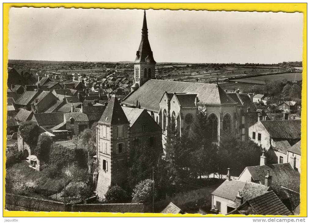 CHATILLON SUR LOIRE  Loiret  N°6 L´Eglise Côté Est Vue Aérienne - Chatillon Sur Loire