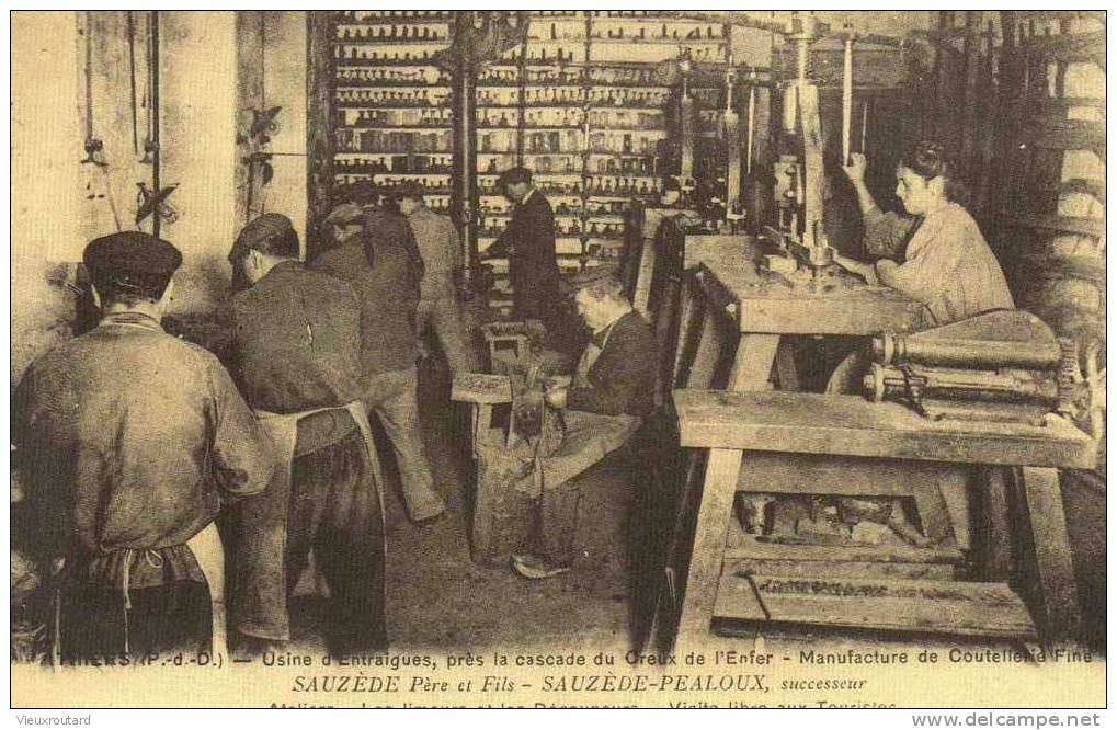 CPA. REPRO.  ATELIERS. LES LIMEURS ET DECOUPEURS. USINE D'ENTRAIGUES... SAUZEDE PERE ET FILS .SAUZEDE PEALOUX. - Industry