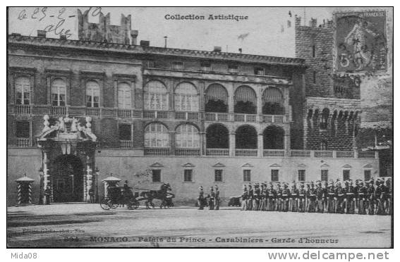 MONACO. PALAIS DU PRINCE. CARABINIERS. GARDE D'HONNEUR. - Palais Princier