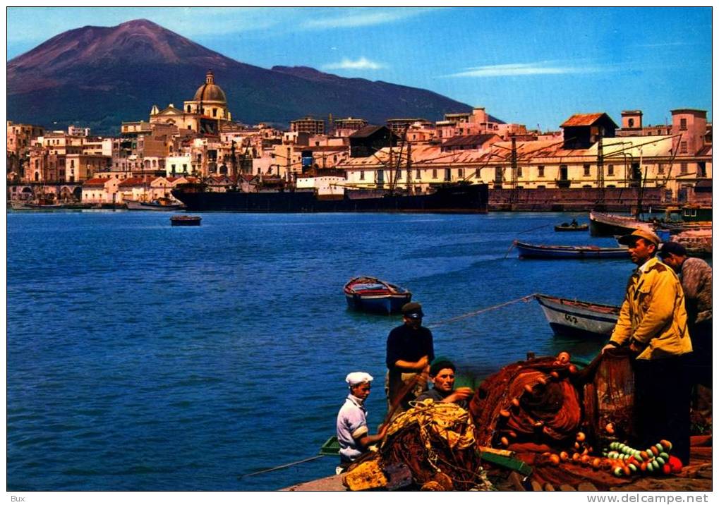 TORRE ANNUNZIATA  BARCHE PESCATORI    NON VIAGGIATA  COME DA FOTO - Visvangst