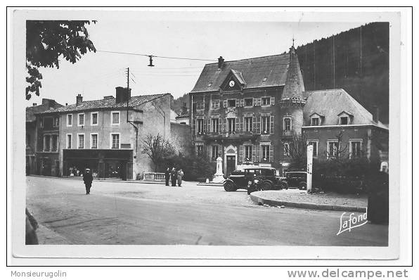 42 ) BOURG ARGENTAL,Hotel De Ville, CPSM 9X14 Ed J Lafond N° 903 - Bourg Argental