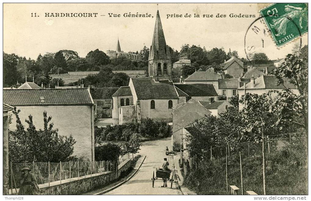 HARDRICOURT - Vue Générale, Prise De La Rue Des Godeurs, Belle Animation Avec Attelage. - Hardricourt