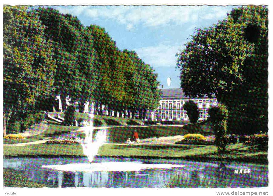 Carte Postale  59.  Le Cateau Le Palais Fénelon Trés Beau Plan - Le Cateau